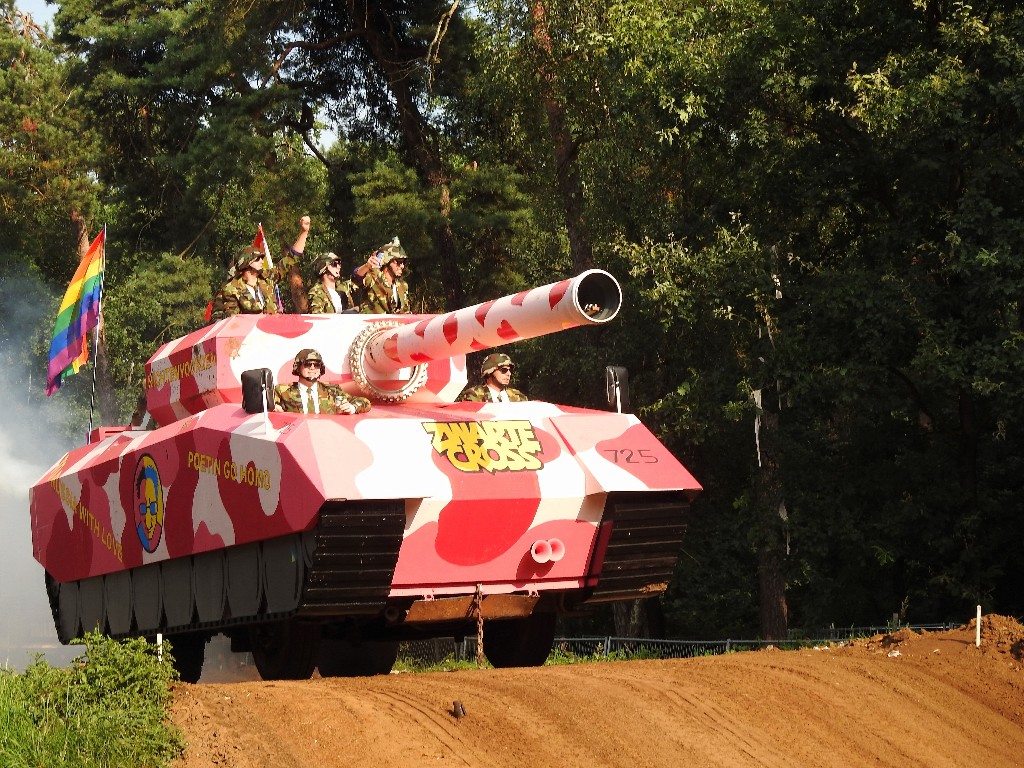 ../Images/Zwarte cross 2016 320.jpg